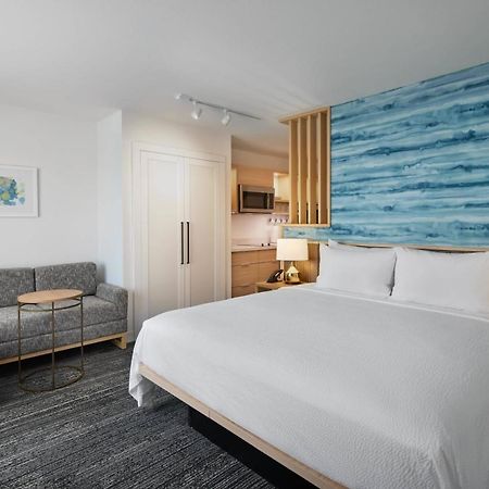 Towneplace Suites By Marriott Tampa Casino Area Orient Park Exteriér fotografie